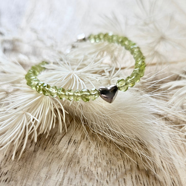 Kinderarmband mit Peridot ♡ EINZELSTÜCK