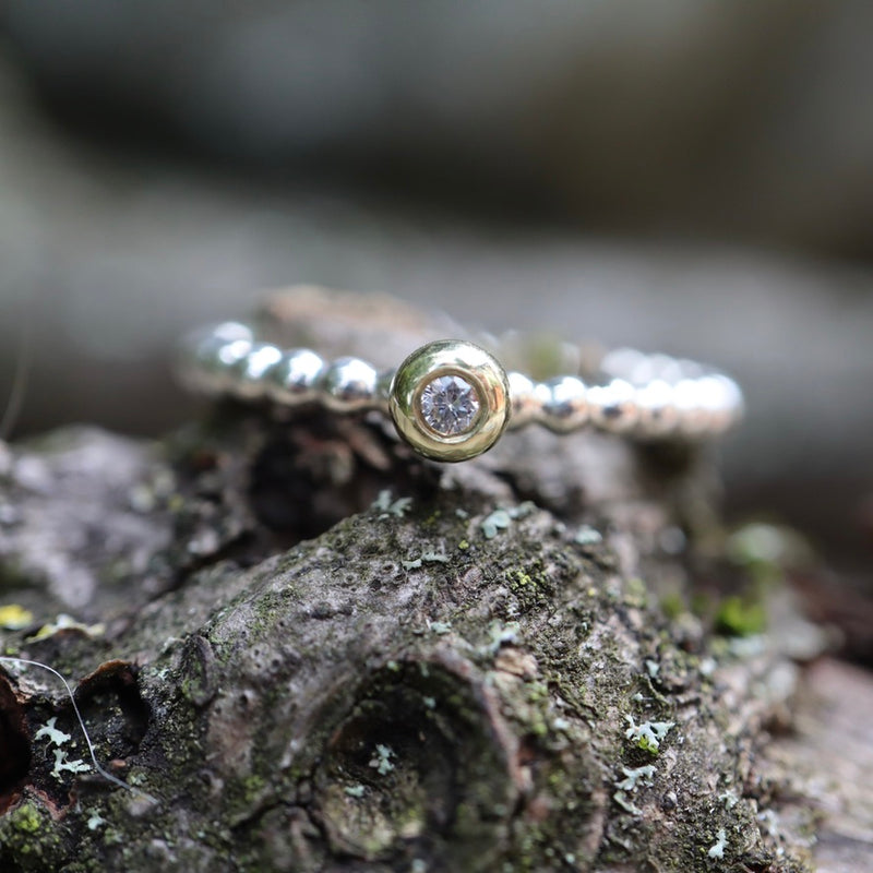 Beisteckring mit einem 0,03ct Diamant