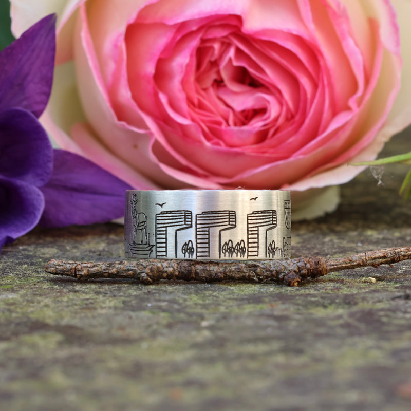 KÖLNER SKYLINE RING MIT DREI DIAMANTEN