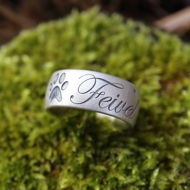 10mm Ring mit Pfote und Gravur