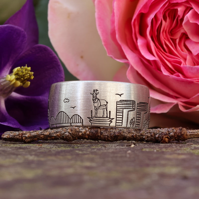 KÖLNER SKYLINE RING Strichmatt