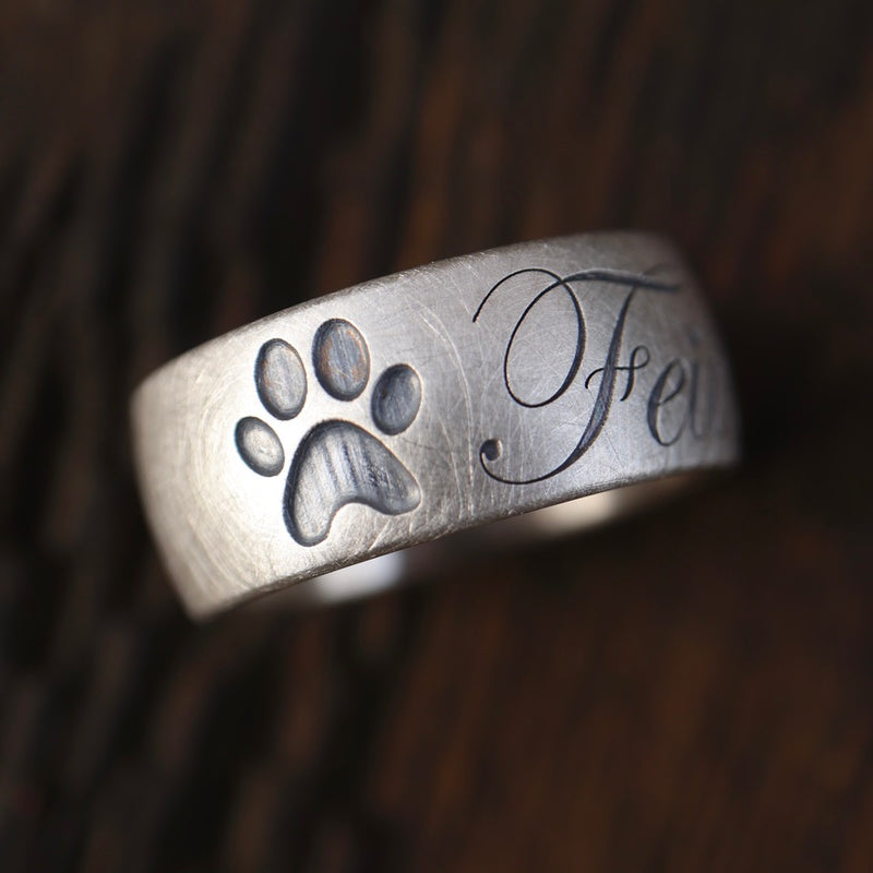 10mm Ring mit Pfote und Gravur