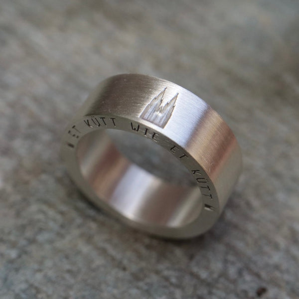 Premium+ Ring mit Dom 8 mm breit, EINZELSTÜCK