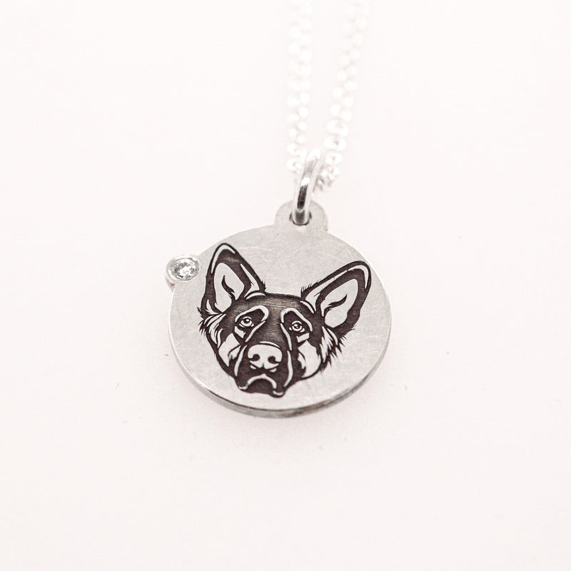 *Silber* Personalisierte Haustier Halskette mit einem Diamanten * Deutscher Schäferhund*