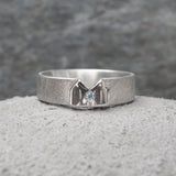 Kölner-Deluxe Ring mit Silbernen Dom und ice blue Diamanten