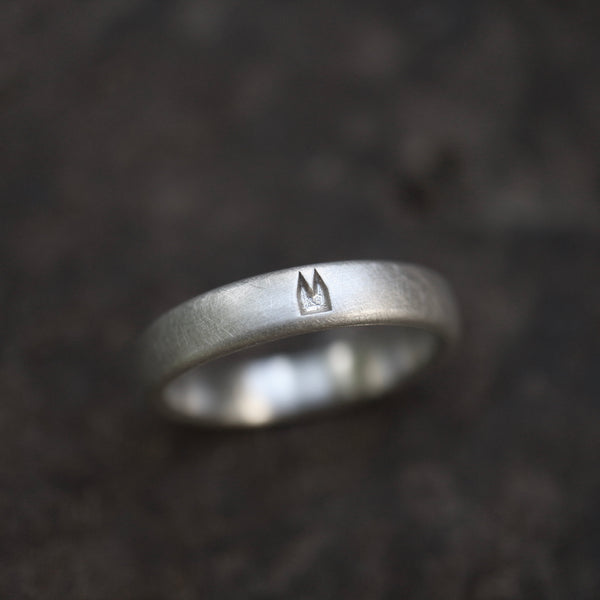 4 mm Premium Ring schwammmatt mit Dom