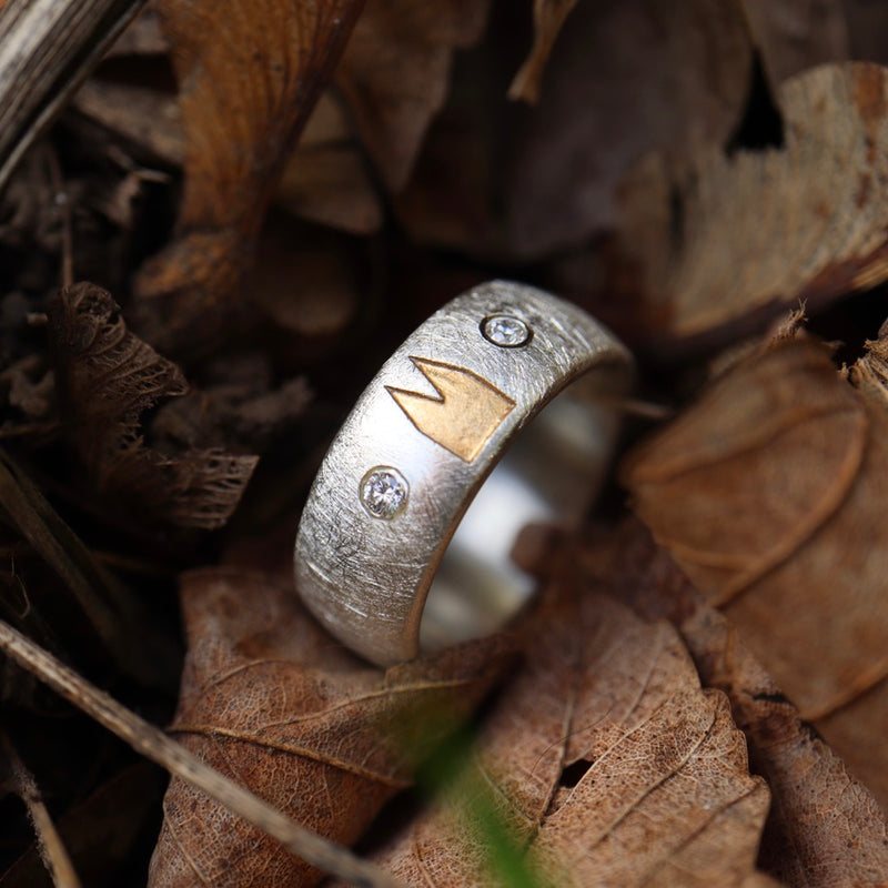 8 mm Premium Ring mit zwei Diamanten
