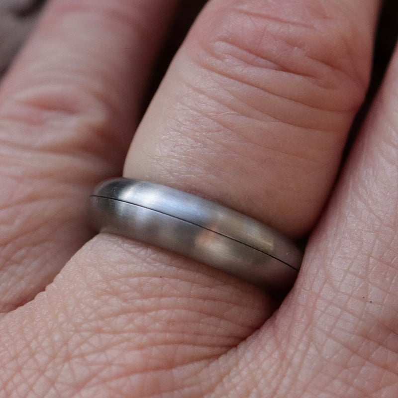 - 60 %  ZWEI EDELSTAHL RINGE EINZELSTÜCK 6 mm breit