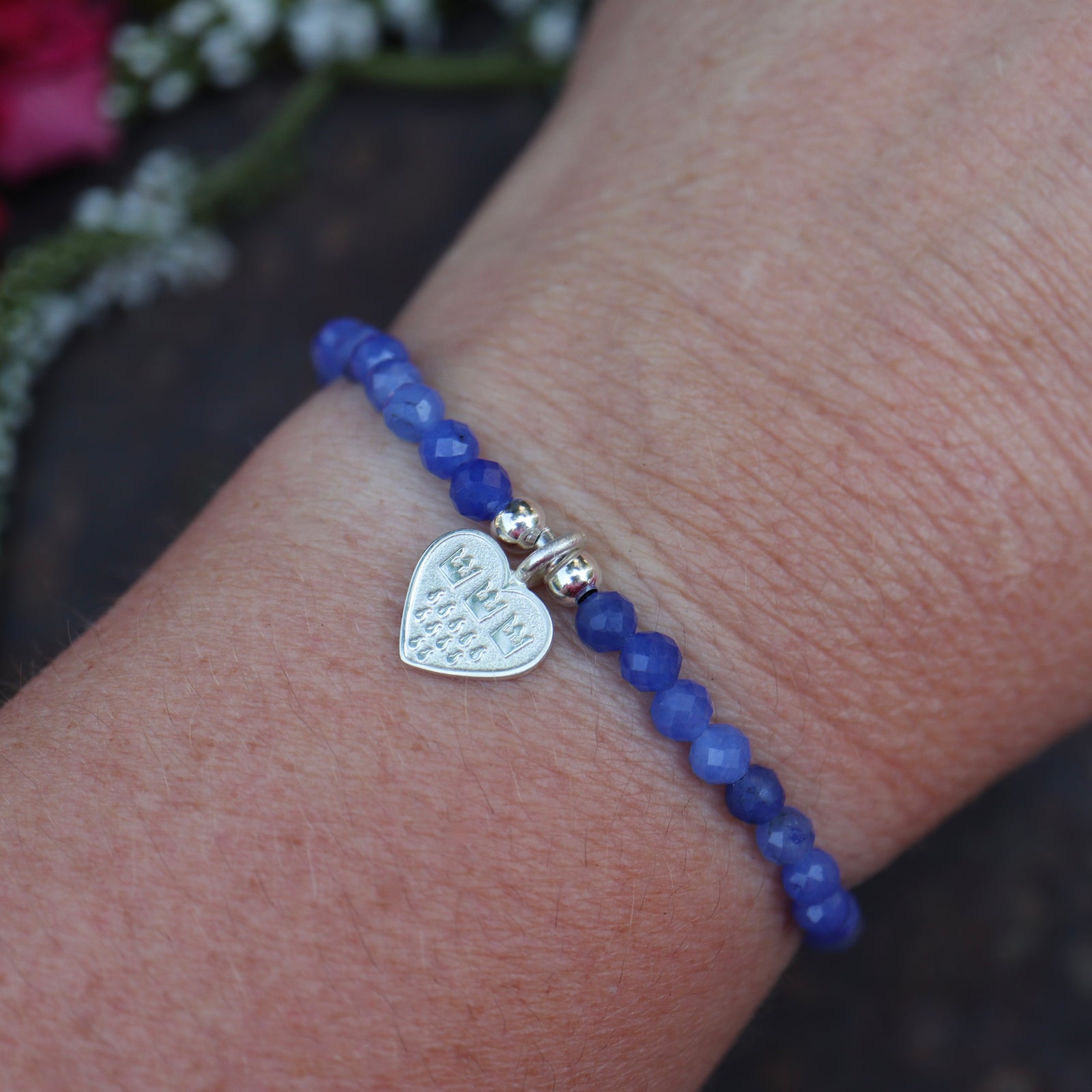 Herz-Heilstein-Armband Aus Kristall – Edelstein-Schmuck Mit Emotionaler Bedeutung
