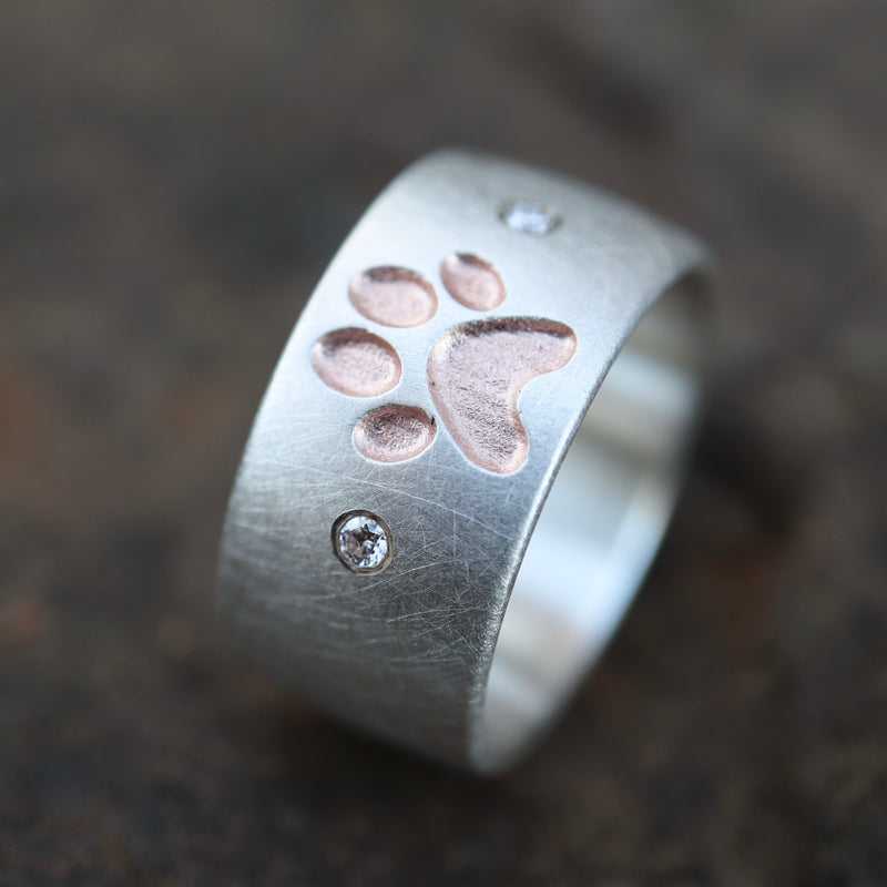 10 mm Ring mit Pfote und Diamanten