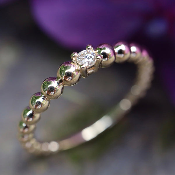 Beisteckring Kügelchen mit einem 0,05ct Diamant